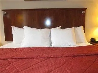 Avion Inn Near Lga Airport, Ascend Hotel Collection New York