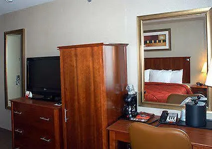 Avion Inn Near Lga Airport, Ascend Hotel Collection New York