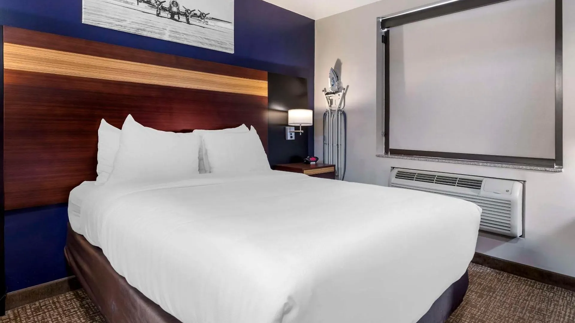 Avion Inn Near Lga Airport, Ascend Hotel Collection New York