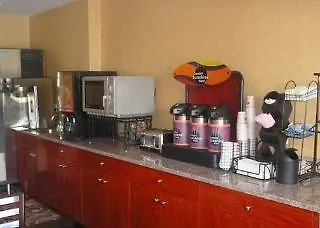 ***  Avion Inn Near Lga Airport, Ascend Hotel Collection New York United States